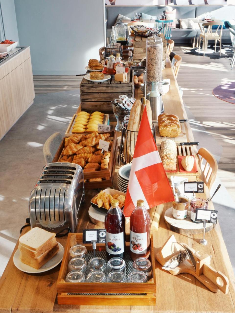 Mercure Annemasse Porte De Geneve Gaillard Exterior photo